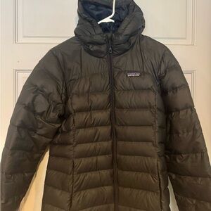 Patagonia Dark Gray Insulated Jacket